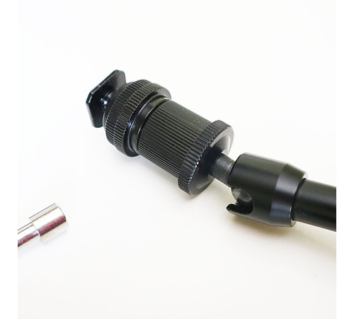 Шарнирный кронштейн Magic Arm 11 Light с зажимом Crab для закрепления на круглых опорах