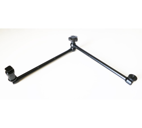 Шарнирный кронштейн для фототехники Magic Arm 20" длиной 50 см (20 дюймов) с тремя шарнирами и двумя крепежными винтами диаметром 6 мм (¼ дюйма)